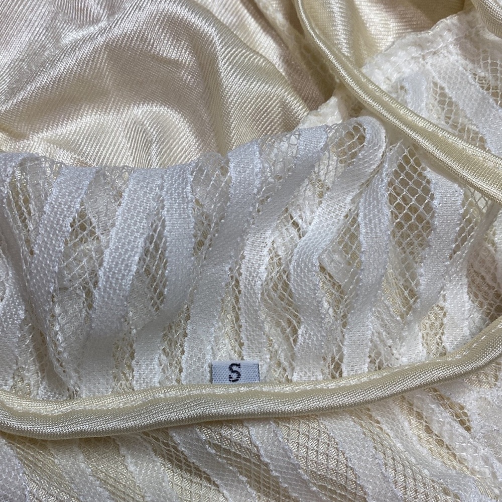Luxurious Cream Lace Chemise